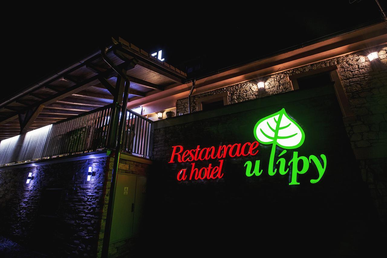 Hotel U Lipy Krusovice Esterno foto